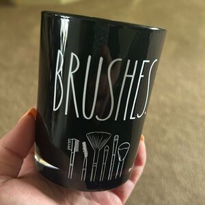 NWOT Rae Dunn “Brushes” cup